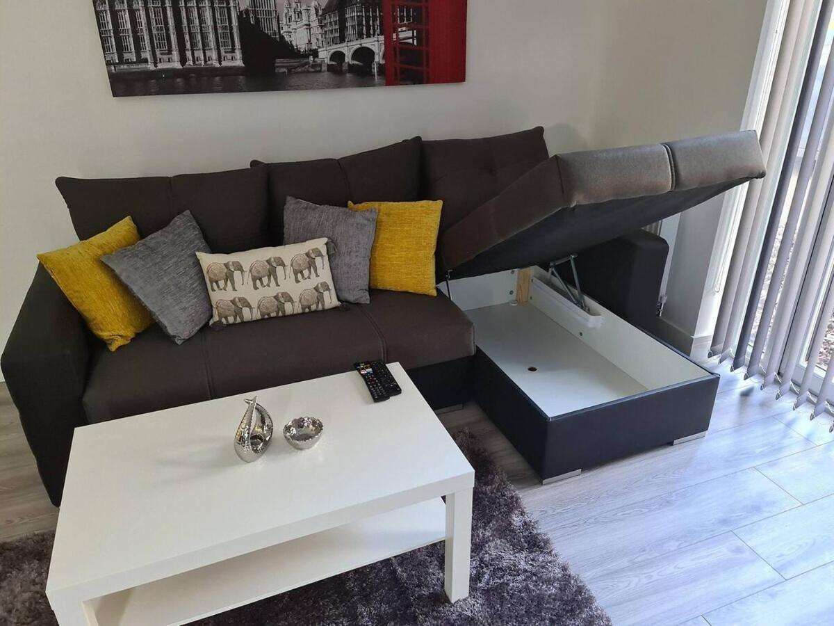 Sav Apartments - 2 Bed Cosy Flat Saffron לייסטר חדר תמונה
