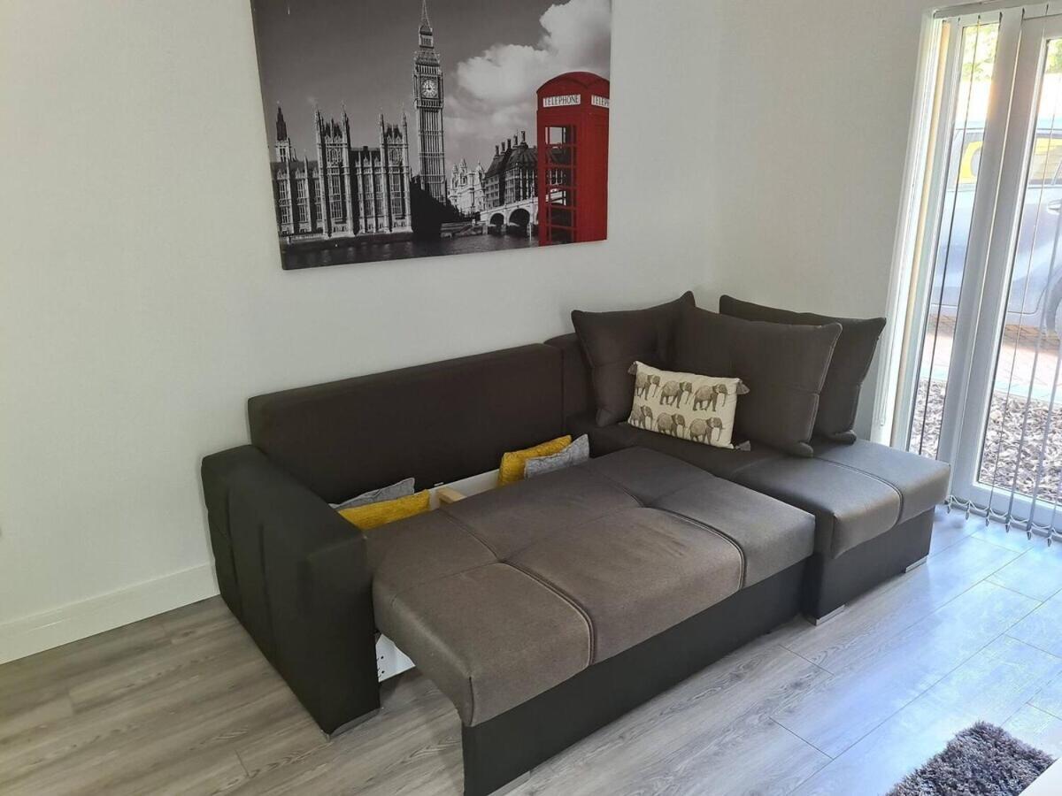 Sav Apartments - 2 Bed Cosy Flat Saffron לייסטר חדר תמונה