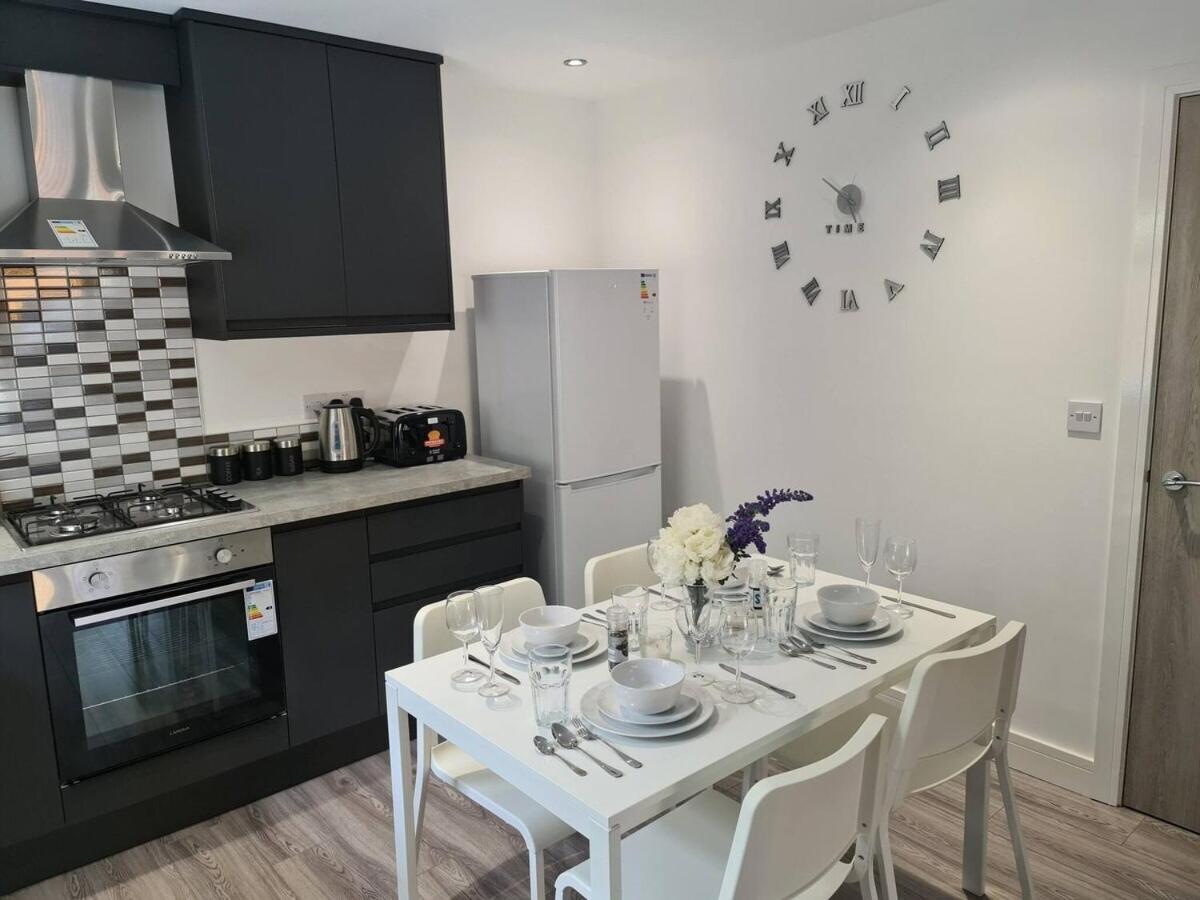 Sav Apartments - 2 Bed Cosy Flat Saffron לייסטר חדר תמונה